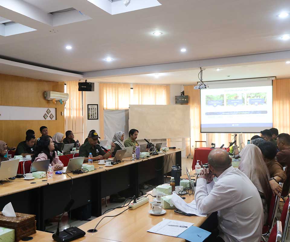 Establish-Multi-Stakeholder-Working-Groups